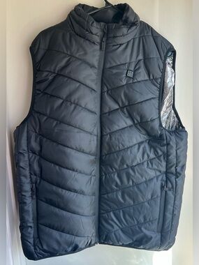 NWOT Solana Gear Heated Vest (Black) - USB Powered